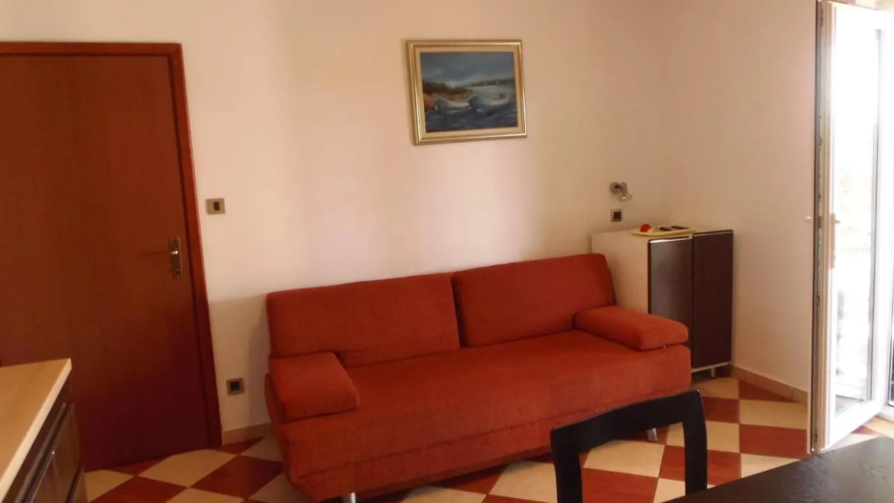 Apartment House Nono Povljana Croazia