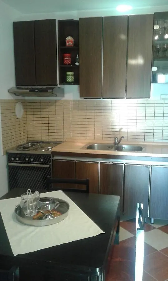 Apartment House Nono Povljana